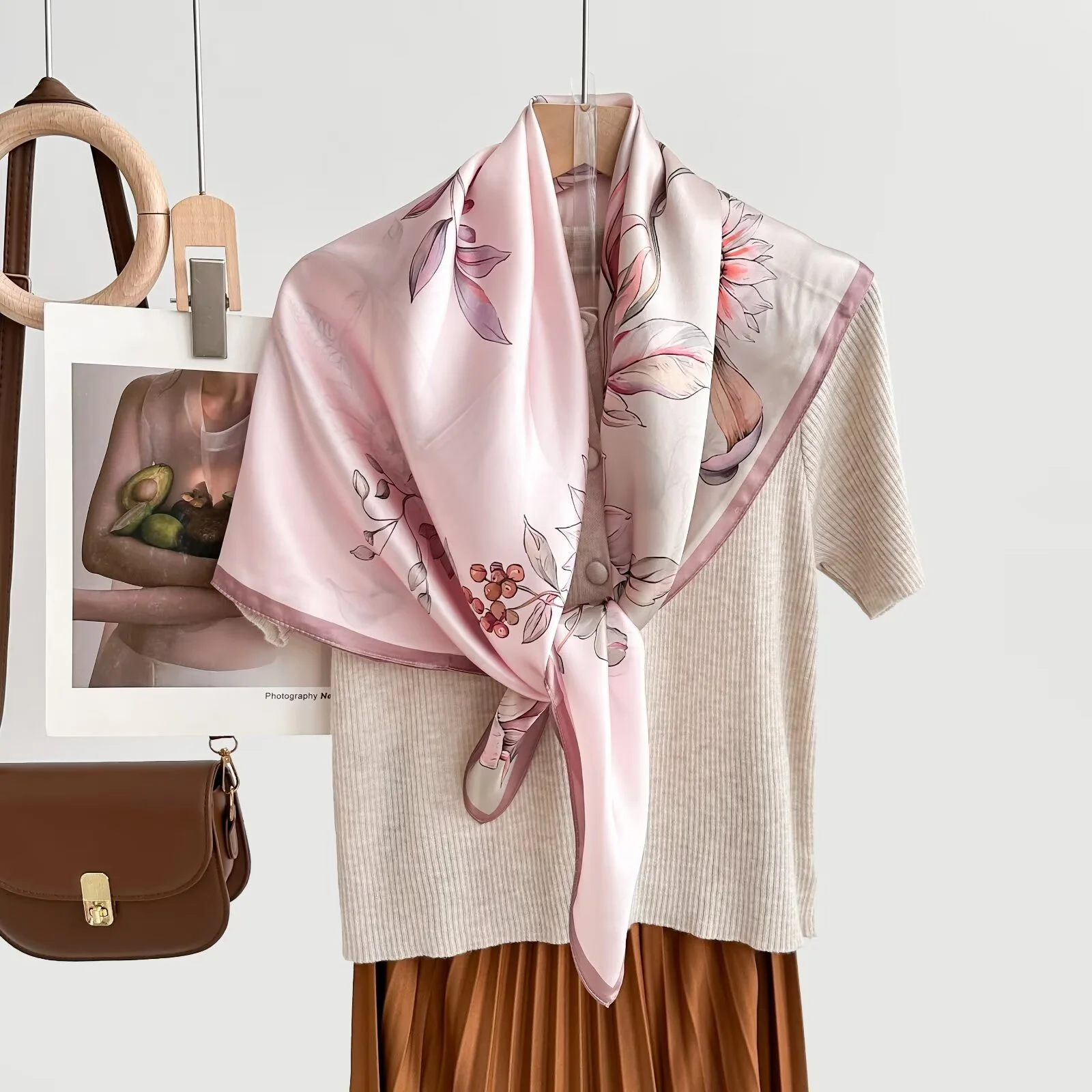 Mulberry silk printed square scarf (90×90 cm) - 图片 6